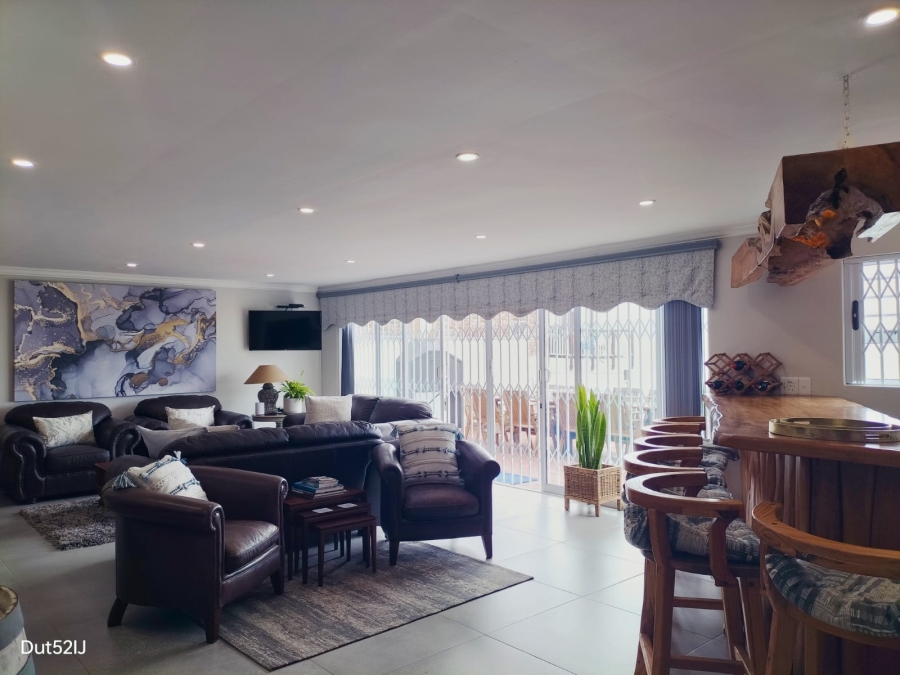 7 Bedroom Property for Sale in Tergniet Western Cape